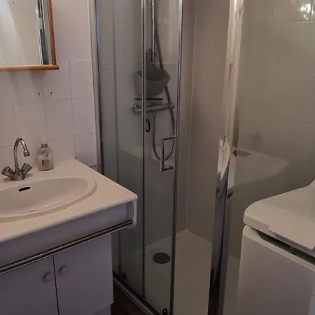 Pavillon T2 + Mezzanine A La Tranche-sur-mer Avec Acces Piscine & Parking - Fr-1-194-439 * La Tranche-sur-Mer