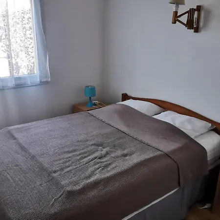 Pavillon T2 + Mezzanine A La Tranche-sur-mer Avec Acces Piscine & Parking - Fr-1-194-439 *