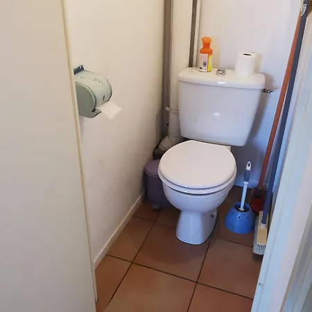 Pavillon T2 + Mezzanine A La Tranche-sur-mer Avec Acces Piscine & Parking - Fr-1-194-439