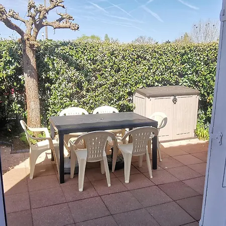 Διαμέρισμα Pavillon T2 + Mezzanine A La Tranche-sur-mer Avec Acces Piscine & Parking - Fr-1-194-439 La Tranche-sur-Mer