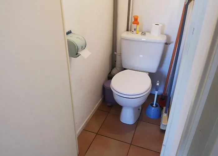 Pavillon T2 + Mezzanine A La Tranche-sur-mer Avec Acces Piscine & Parking - Fr-1-194-439